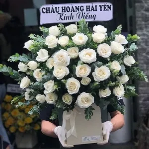 Lẵng Hoa Đám Tang Hoa Hồng Trắng