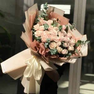Bó Hoa Hồng Đơn Giản Nhưng Đẹp và Sang Trọng[Hoa Hồng Kem]