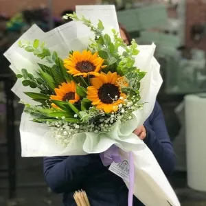 Bó Hoa Hướng Dương 3 Bông Đẹp Tặng Sự Kiện Trang Trọng