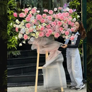 Kệ Hoa Khai Trương Màu Hồng Lãng Mạn Mà Sang Trọng