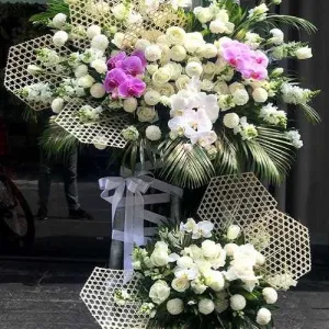 Vòng Hoa Đám Tang Đẹp Sang Trọng