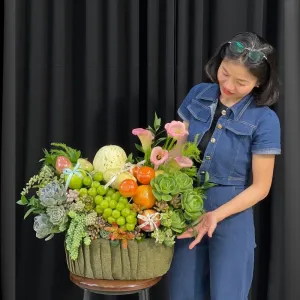 Giỏ Hoa Trái Cây Nhập Khẩu Mix Sen Đá – Gợi Ý Quà Sinh Nhật Ý Nghĩa và Thiết Thực Cho Người Lớn Tuổi