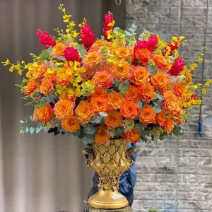 Bình Hoa Mừng Khai Trương Màu Cam Rực Rỡ May Mắn