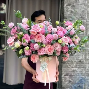Hoa Tặng Sinh Nhật-Giỏ Hoa Hồng Mix Nhiều Loại Hoa