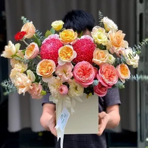 Lẵng Hoa Sinh Nhật Đẹp Sang Trọng Để Bàn