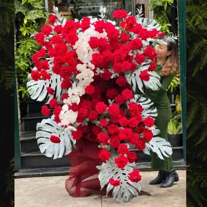 Kệ Hoa Khai Trương Màu Đỏ 2 Tầng Siêu Hoành Tráng
