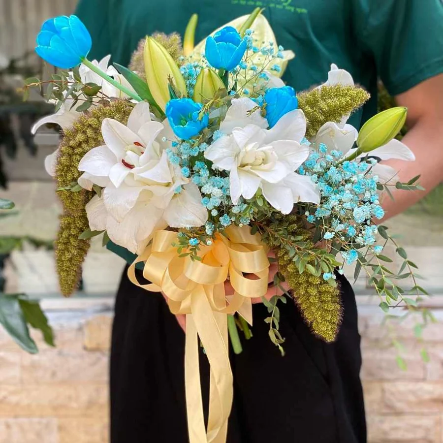 Hoa Cô Dâu Tulip Xanh Dương – Bó Hoa Mang Thông Điệp Hạnh Phúc