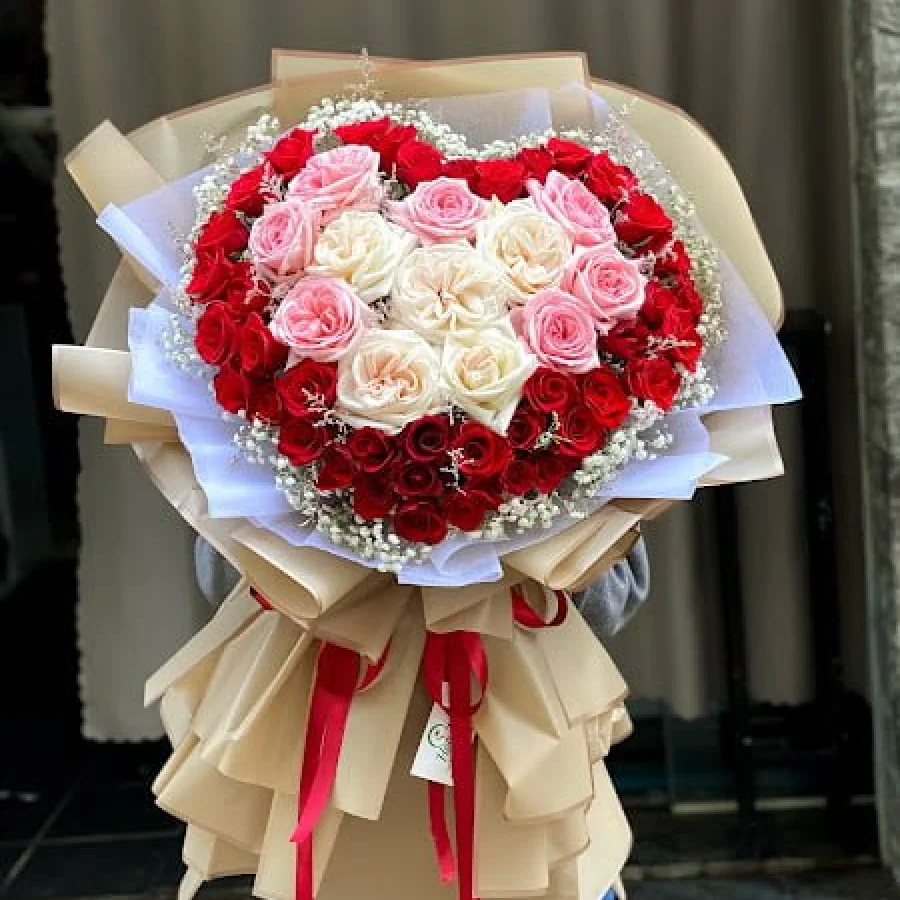 Hoa Kỷ Niệm Ngày Cưới: Bó Hoa Hồng Trái Tim