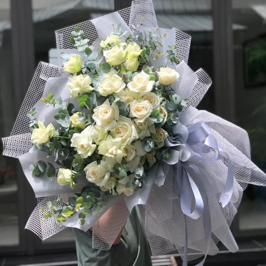Bó Hoa Hồng Trắng Đẹp Sang Trọng